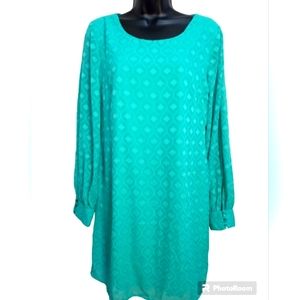 Maurices Dress, Size M, Green Blousen, Key hole back, Open Sleeves, Knee Length